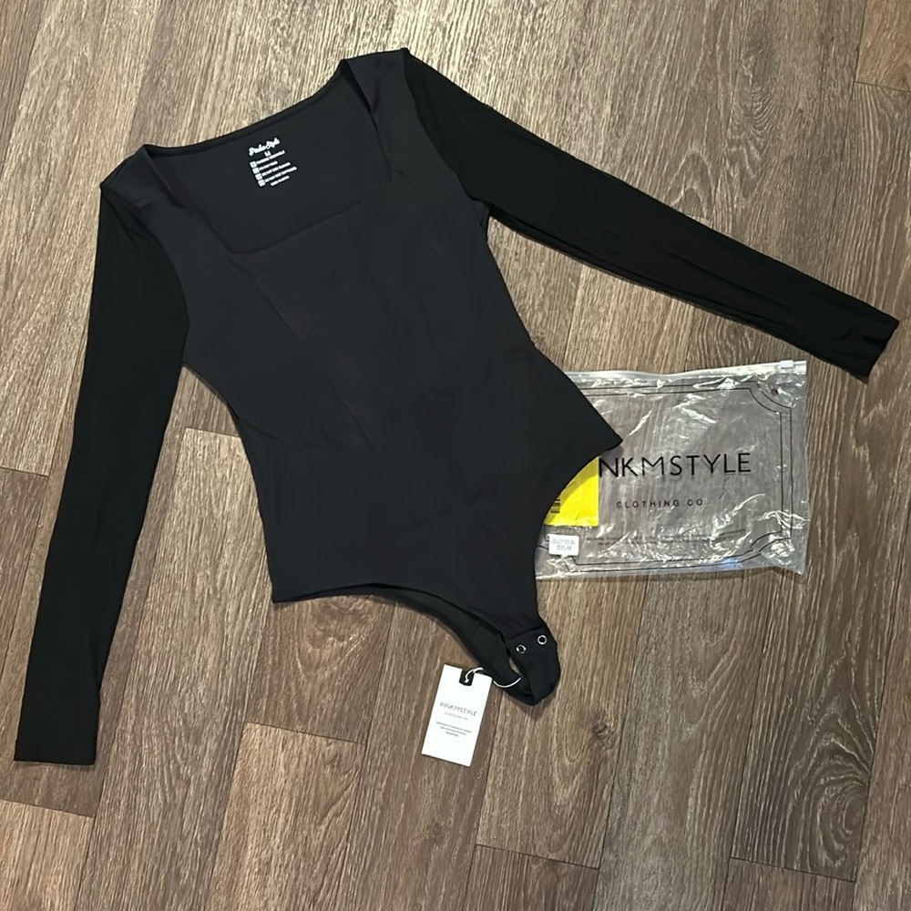 NWT PINKMSTYLE Women's Black Square Neck Mesh Long Sleeve Bodysuit